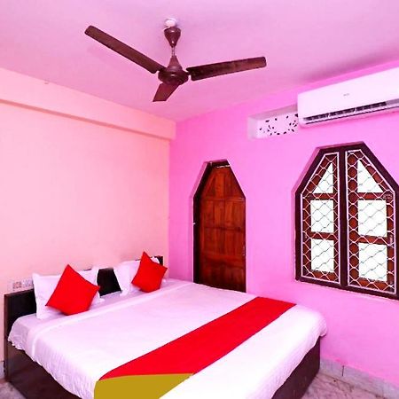 Goroomgo Ashoka Royal Puri Exterior photo