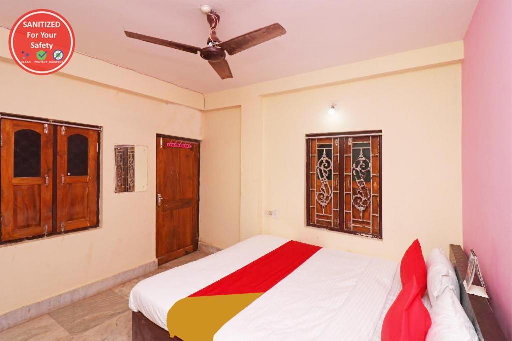 Goroomgo Ashoka Royal Puri Exterior photo